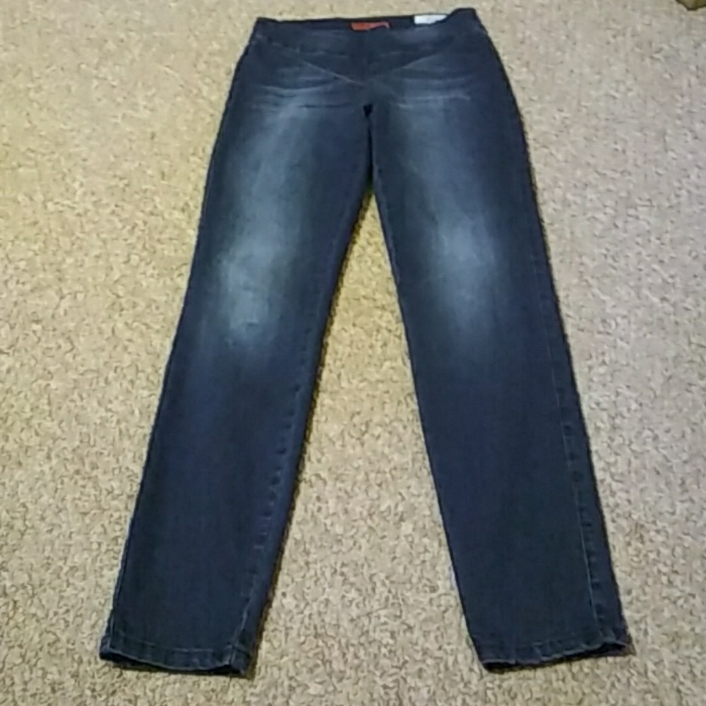 Guess pull on jegging (Maliah Fit)